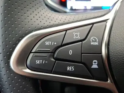 Photo 41 Renault Captur  E-Tech full hybrid 145 ch