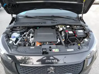 Photo 11 Peugeot 208  Electrique 50 kWh 136ch