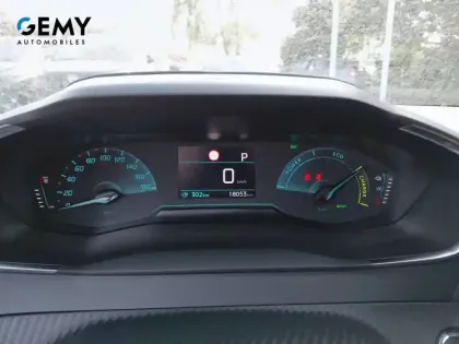 Photo 13 Peugeot 208  Electrique 50 kWh 136ch