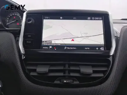 Photo 13 Peugeot 2008  1.2 PureTech 130ch S&S BVM6