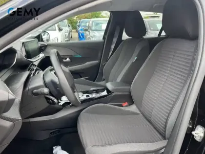 Photo 8 Peugeot 208  Electrique 50 kWh 136ch