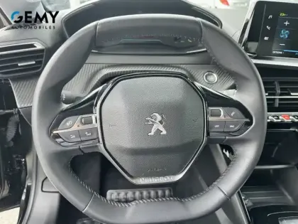 Photo 13 Peugeot 208  Electrique 50 kWh 136ch