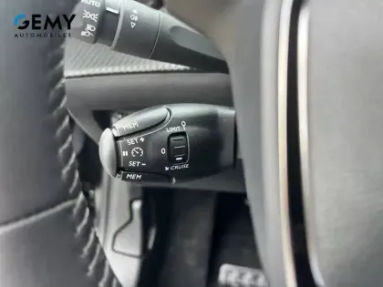 Photo 12 Peugeot 208  Electrique 50 kWh 136ch