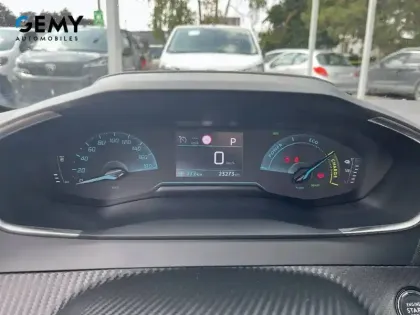 Photo 17 Peugeot 208  Electrique 50 kWh 136ch