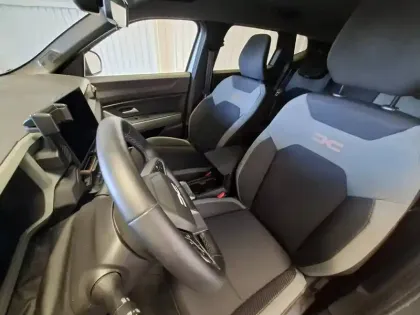 Photo 18 Dacia Duster  Hybrid 140