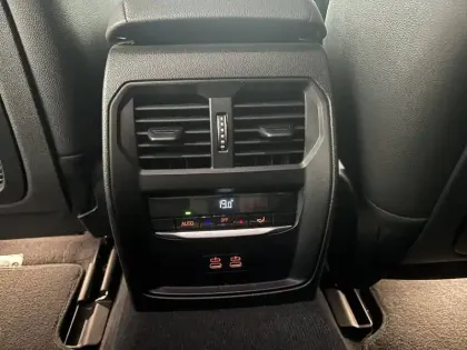 Photo 10 BMW I4  eDrive40 340 ch BVA
