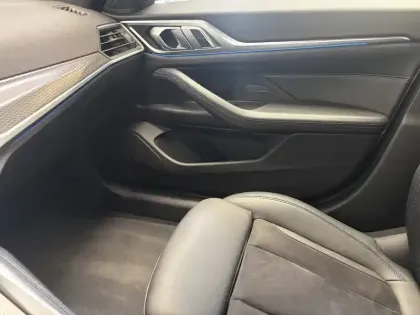Photo 27 BMW I4  eDrive40 340 ch BVA
