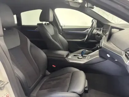 Photo 20 BMW I4  eDrive40 340 ch BVA