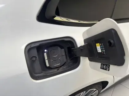 Photo 18 BMW I4  eDrive40 340 ch BVA