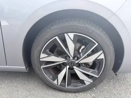 Photo 43 Peugeot 308  SW PureTech 130ch S&S BVM6