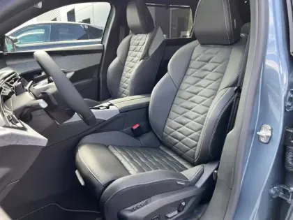 Photo 12 Peugeot 5008  Hybrid 145 ch e-DCS6
