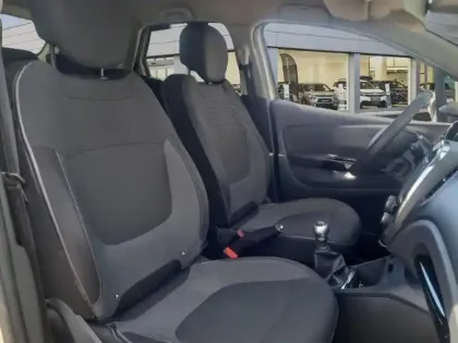 Photo 8 Renault Captur  dCi 90 Energy eco² E6 Intens