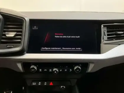 Photo 9 Audi A1 30 TFSI 110 ch BVM6 S line