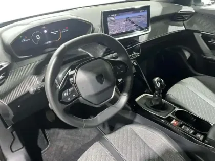Photo 6 Peugeot 2008 PureTech 100 S&S BVM6 Allure