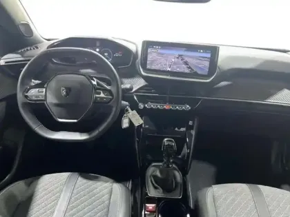 Photo 5 Peugeot 2008 PureTech 100 S&S BVM6 Allure