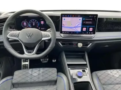 Photo 6 Volkswagen Tiguan NOUVEAU 1.5 ETSI 150CH DSG7 R LIN