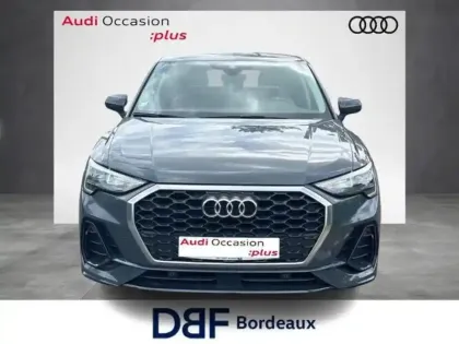 Photo 6 Audi Q3 35 TFSI 150 ch S tronic 7 Design