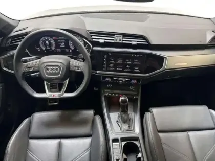 Photo 7 Audi Q3 35 TFSI 150 ch S tronic 7 S line plus