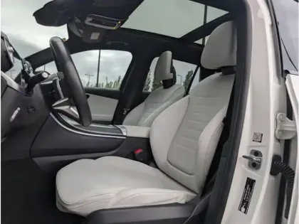 Photo 16 Mercedes GLC 300 e  Hybrid EQ 4MATIC