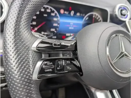 Photo 12 Mercedes GLC 300 e  Hybrid EQ 4MATIC