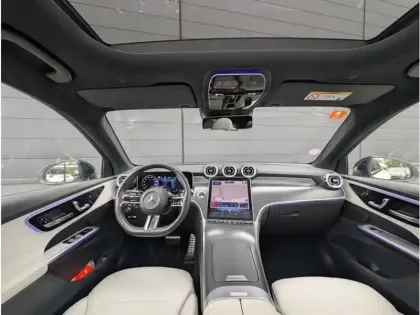 Photo 10 Mercedes GLC 300 e  Hybrid EQ 4MATIC