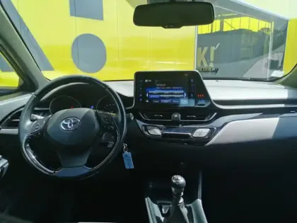 Photo 8 Toyota C-HR Active 1.2 116 ch BVM6