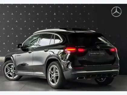 Photo 22 Mercedes GLA 200 d AMG Line