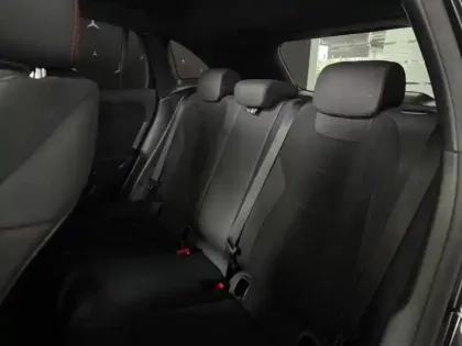 Photo 38 Mercedes GLA 200 d AMG Line