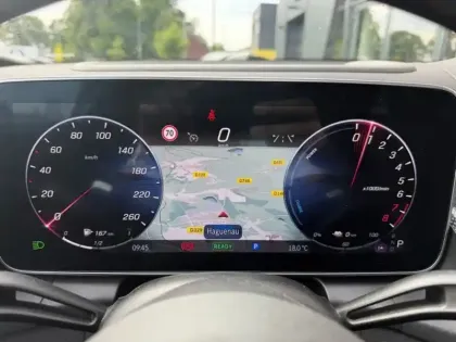 Photo 36 Mercedes GLC  300 e  Hybrid EQ 4MATIC AM