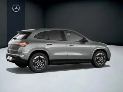Photo 18 Mercedes EQA 250+ 