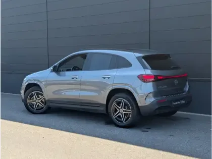 Photo 22 Mercedes EQA 250+ 