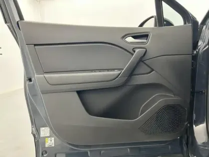 Photo 11 Renault Captur E-Tech full hybrid 145 Evolution 5p