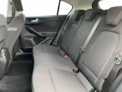 Photo 7 Ford Focus  1.5 EcoBlue 120ch Trend  Business