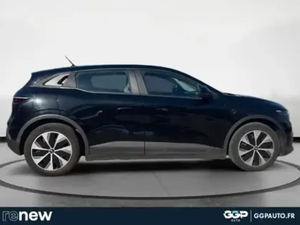 Photo 5 Renault Megane  E-Tech Electric EV60 130ch Evolution ER super charge -B