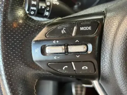 Photo 13 Kia Stonic  1.0 T-GDi 100ch GT Line