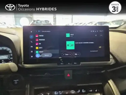 Photo 8 Toyota C-HR  2.0 Hybride 200ch Design MY25