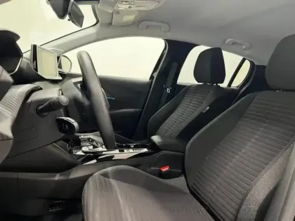 Photo 5 Peugeot 208  e- 136ch Style
