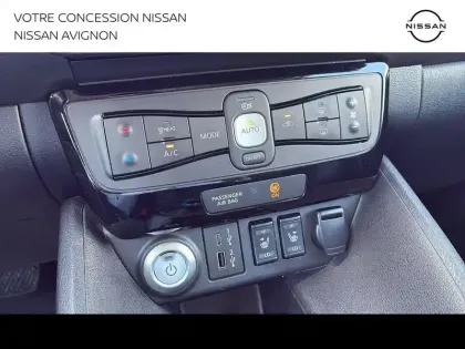 Photo 43 Nissan Leaf  150ch 40kWh N-Connecta 22