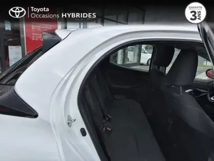 Photo 6 Toyota Yaris  116h Dynamic 5p MY22