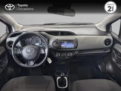 Photo 13 Toyota Yaris  70 VVT-i France 5p MY19
