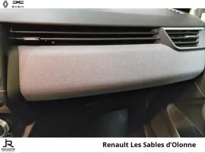 Photo 13 Renault Clio  1.6 E-Tech 145ch full hybrid Evolution