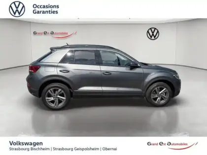 Photo 21 Volkswagen T-roc  1.5 TSI Evo2 150ch VW Edition DSG7