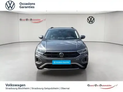 Photo 23 Volkswagen T-roc  1.5 TSI Evo2 150ch VW Edition DSG7