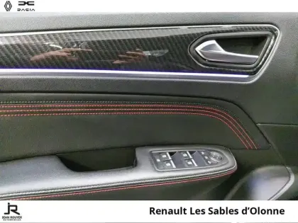 Photo 28 Renault Arkana  1.6 E-Tech hybride 145ch RS Line Fast Track