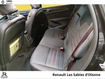 Photo 18 Renault Arkana  1.6 E-Tech hybride 145ch RS Line Fast Track