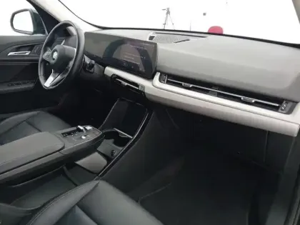 Photo 8 BMW X1  sDrive18i 136ch