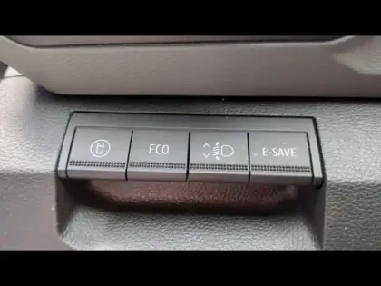 Photo 15 Dacia Duster  1.6 hybrid 140ch Extreme