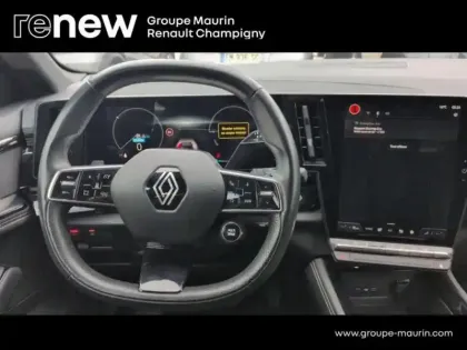 Photo 7 Renault Austral  1.2 E-Tech full hybrid 200ch Iconic