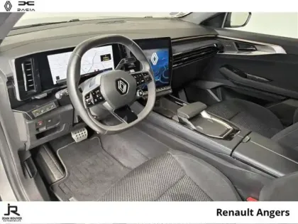 Photo 14 Renault Austral  1.2 E-Tech full hybrid 200ch Iconic esprit Alpine