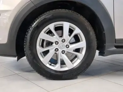 Photo 8 Hyundai Tucson  1.6 CRDI 136ch hybrid 48V Creative DCT-7 Euro6d-Evap